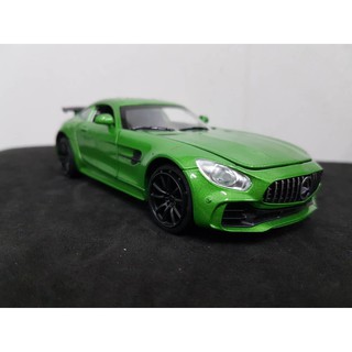 โมเดลรถยนต์ BENZ AMG GTR   ทำจากเหล็ก สัดส่วน 1:32 ประตู GREEN