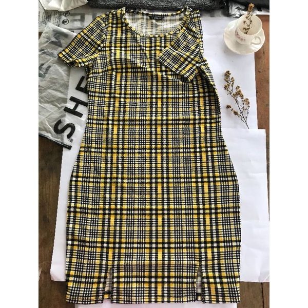 เสื้อผ้าแบรนด์ SHEIN