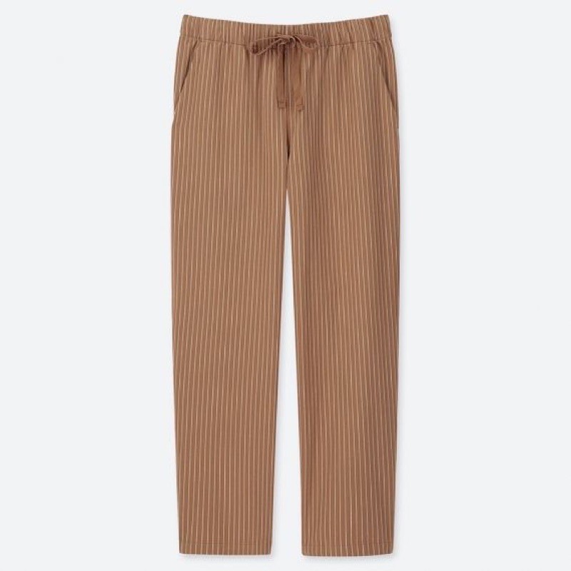 UNIQLO กางเกง ผ้าคอตตอน ขา 5 ส่วน COTTON RELAX ANKLE PANTS  สี / Color: 35 BROWN