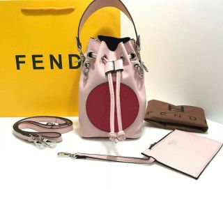 Fendi set พร้อมสายสะพายยาว หนังpu สวยมาก