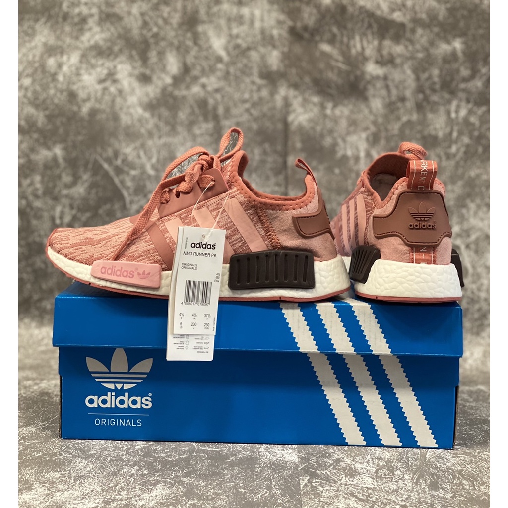 Adidas nmd r1 salmon pink outlet ราคา