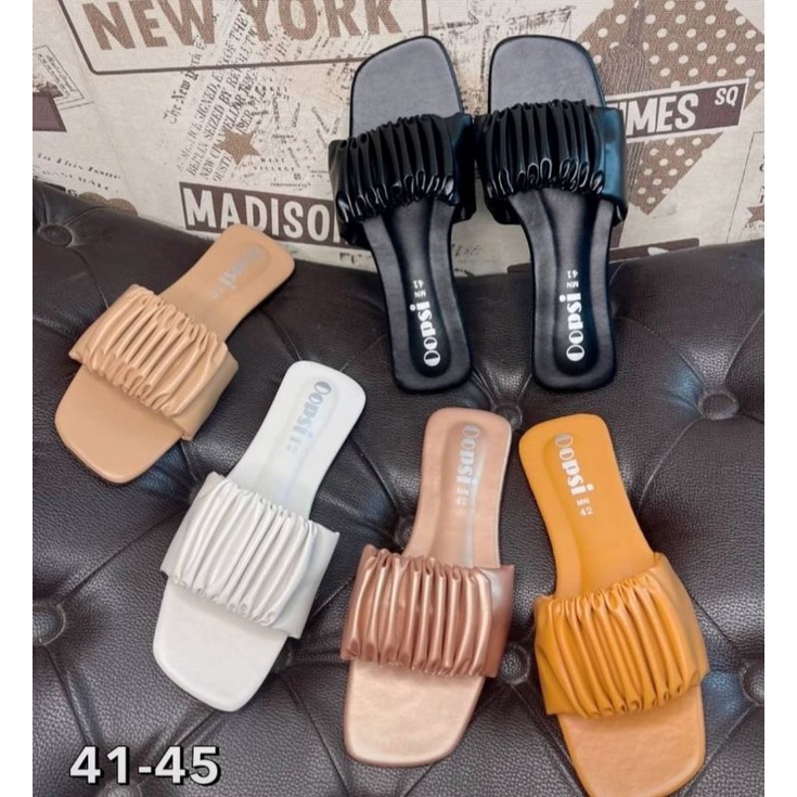 41-45   รองเท้าแตะแบบสวม หน้าย่น