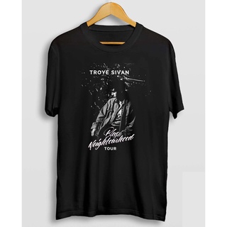 เสื้อยืดลำลองOiu12qwwe1153 เสื้อยืดผ้าฝ้าย แขนสั้น พิมพ์ลาย Troye Sivan Blue Neighbourhood Tour ทรงสลิมฟิต สีดํา สําหรับ