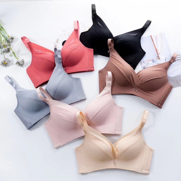 Angle Bra (N262) เสื้อชั้นในลายผ้าร่อง ดีไซน์เรียบหรู ฟองน้ำกระชับทรงอก เซ็กซี่ สวมใส่สบาย