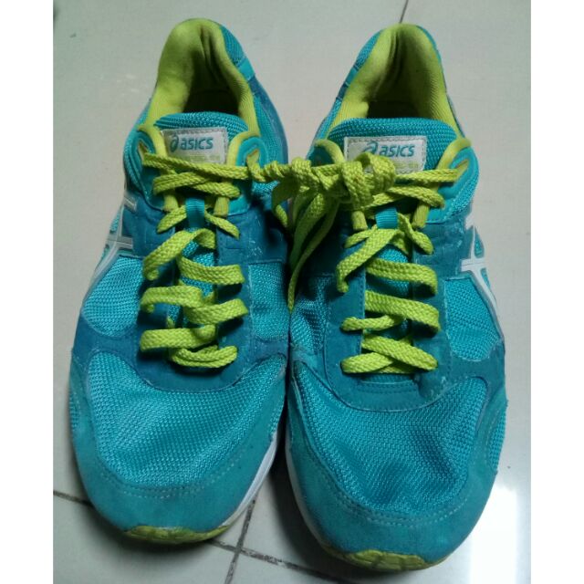 รองเท้ามือ2แท้100% ยี่ห้อOascis zice 42.5