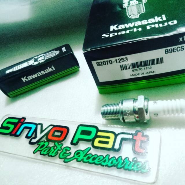 NGK B9ECS BR8EGP B8ECS SPARK PLUG และ COP ผลิตในญี่ปุ่นและ B9ES ต้นฉบับ KAWASAKI