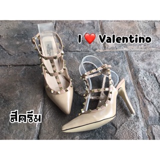 รองเท้าส้นสูง Valentino