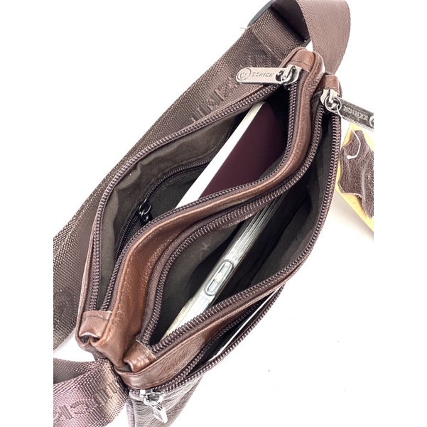 Chinatown leather กระเป๋าวัวหนังแท้ คาดเอว สะพายหน้าอก แบบบาง ซิปสั้น สีน้ำตาล