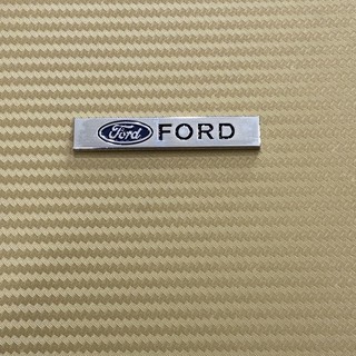 โลโก้* เพลท Ford งานโลหะ  ( ขนาด* 1 x 5.9 cm )ราคาต่อชิ้น