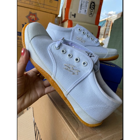 Breaker เบรกเกอร์ พื้นส้ม BK-4 รองเท้าผ้าใบนักเรียนสีขาว มีครบไซส์ ครบสี สีดำ น้ำตาล ขาว ใส่ทน (O5)