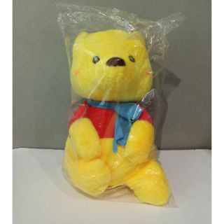 ตุ๊กตาหมี Pooh ใส่ผ้าพันคอ ขนาด 45cm