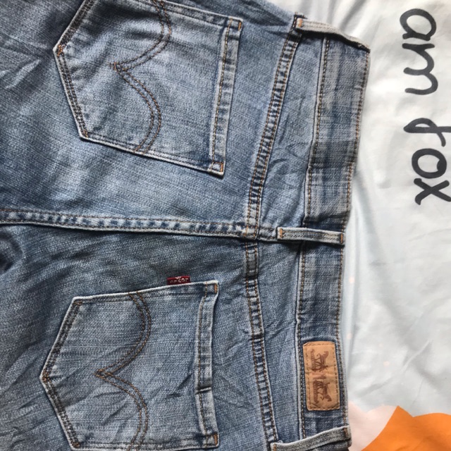 กางเกง Levi’s มือสอง