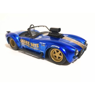 โมเดลรถเหล็กSHELBY COBRA 427 S/C-R ปี1965 1/24 ประตูรถเปิดปิดได้ฝาท้ายและฝากระโปรงหน้าเปิดปิดได้รายละเอียดสวย