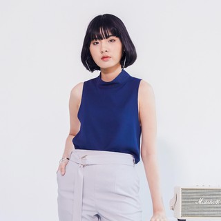 เสื้อแขนกุด ปกตั้ง High neck blouse