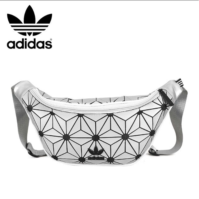 กระเป๋าสะพาย Adidas Clover Issey Miyake 3D Diamond Chest Bag