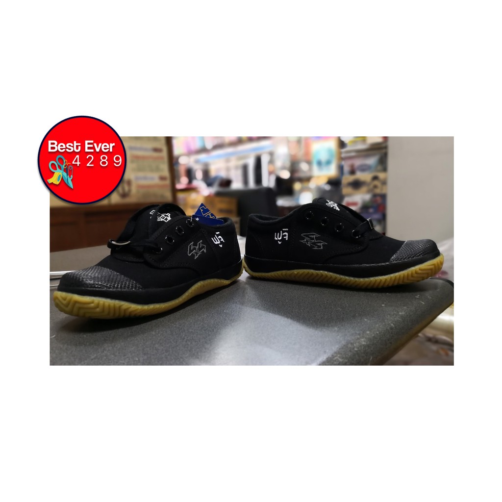 BreakerBK4 รอบเท้าผ้าใบนักเรียน (แจ้งไซส์รองเท้าในแชทค่ะ) **แบบปักชื่อ รบกวนชำระเงินเลยค่ะ ไม่รับเก็บเงินปลายทาง**