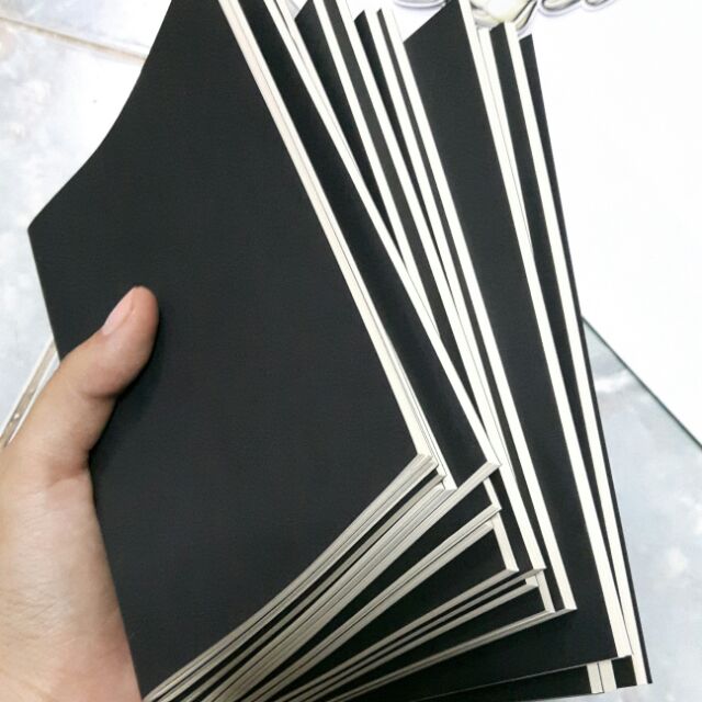 สมุดปกดำ A6 12 บาท A5 20 บาท