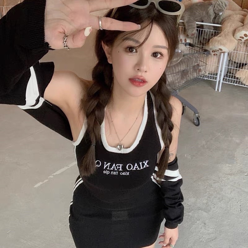 🍒⚡🍒⚡(n)(e)(w)⚡🍒⚡🍒 งานเซ็ท2ชิ้น  ครอปคาร์ดิแกน +เดรสคล้องคอ