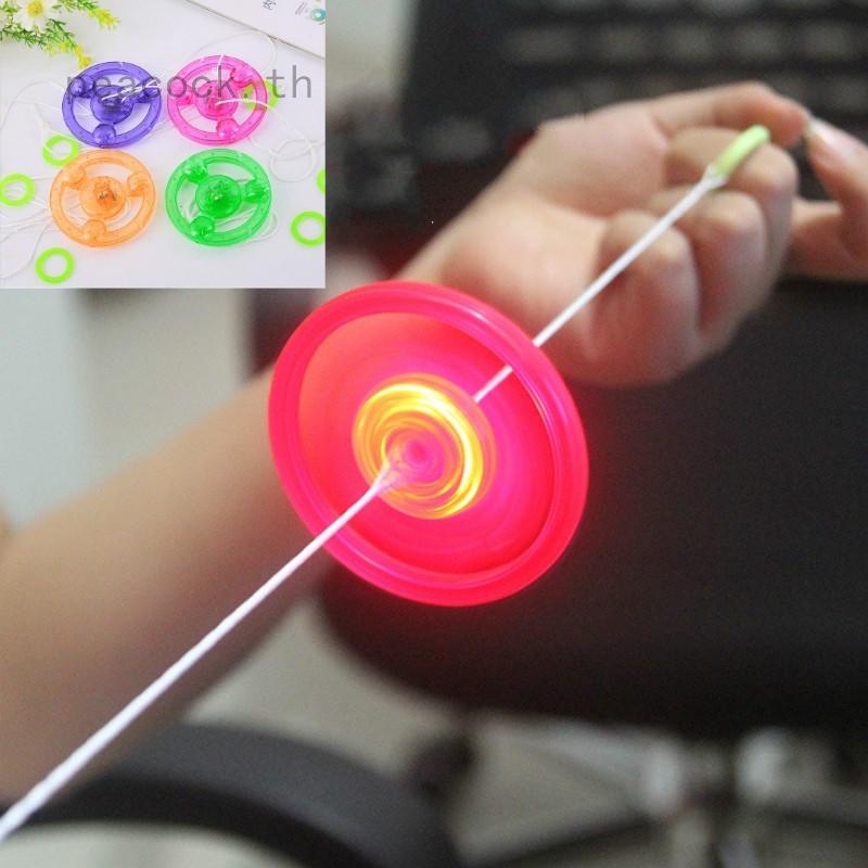 ของเล่นเด็ก Gyroscope Gyroscope แบบมีไฟ LED หลากสีสัน