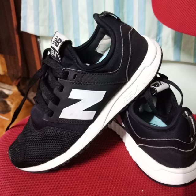 มือสอง new balance 574 classic