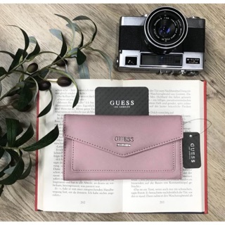 💯 NEW ARRIVAL! GUESS WOMAN’S ENVELOPE WALLET 🍭