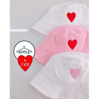 หมวก ♥️❤️ 100.-