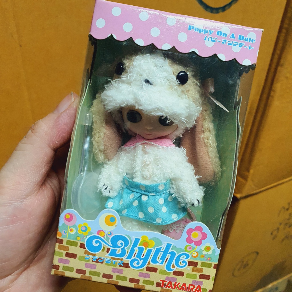 RARE 4 inches Takara Petite Blythe Doll Doggy Puppy on a Date Cute Dog Mini