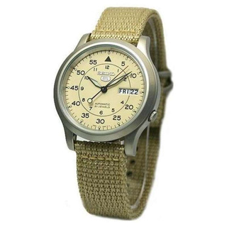 Win Watch shop นาฬิกาข้อมือผู้ชาย สายผ้า สีครีมเบจ รุ่น SNK803K2