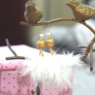Pluffy Pearl Earrings