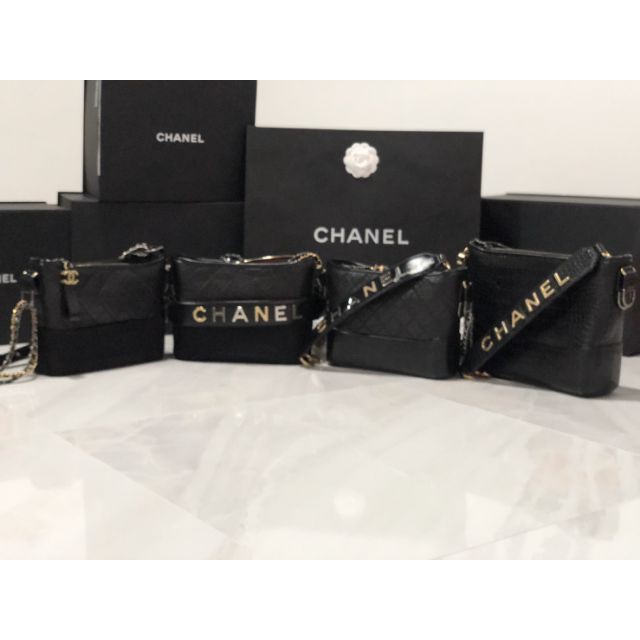BNIB Chanel Gabrielle Hobo Bag Crocodile Embossed in gold HL28xxxxxx Full Set Price : 158,999฿ ต้นฉบับ 100%