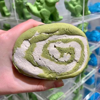 (ของใหม่) Lush Matcha Roll Bubble Bar 200g.