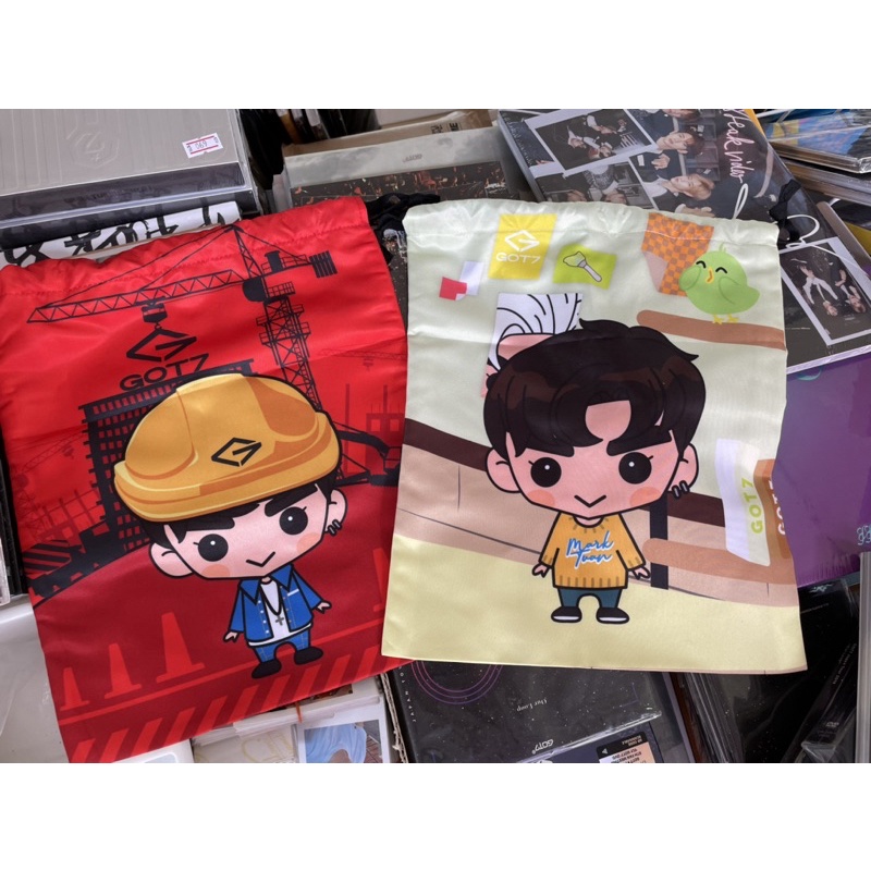 New!! ถุงผ้า หูรูด ใส่ชัคกี้/อากาบง GOT7 เพิ่มลายใหม่ MARK/JAYB/JACKSON/JINYOUNG/YOUNGJAE/BAMBAM/YUGYEOM