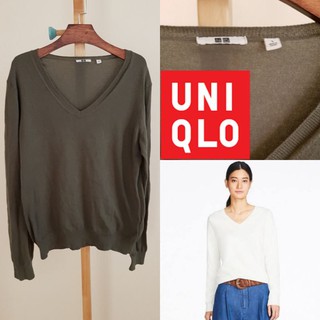 เสื้อสเวตเตอร์คอวี​แขนยาว​ ยูนิโคล่​ Uniqlo ของแท้