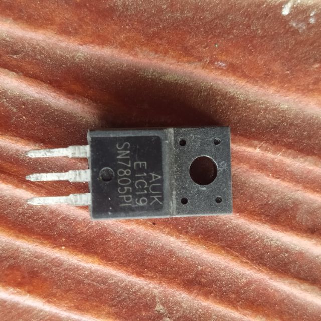  IC เร็กกูเลต sn7805pi