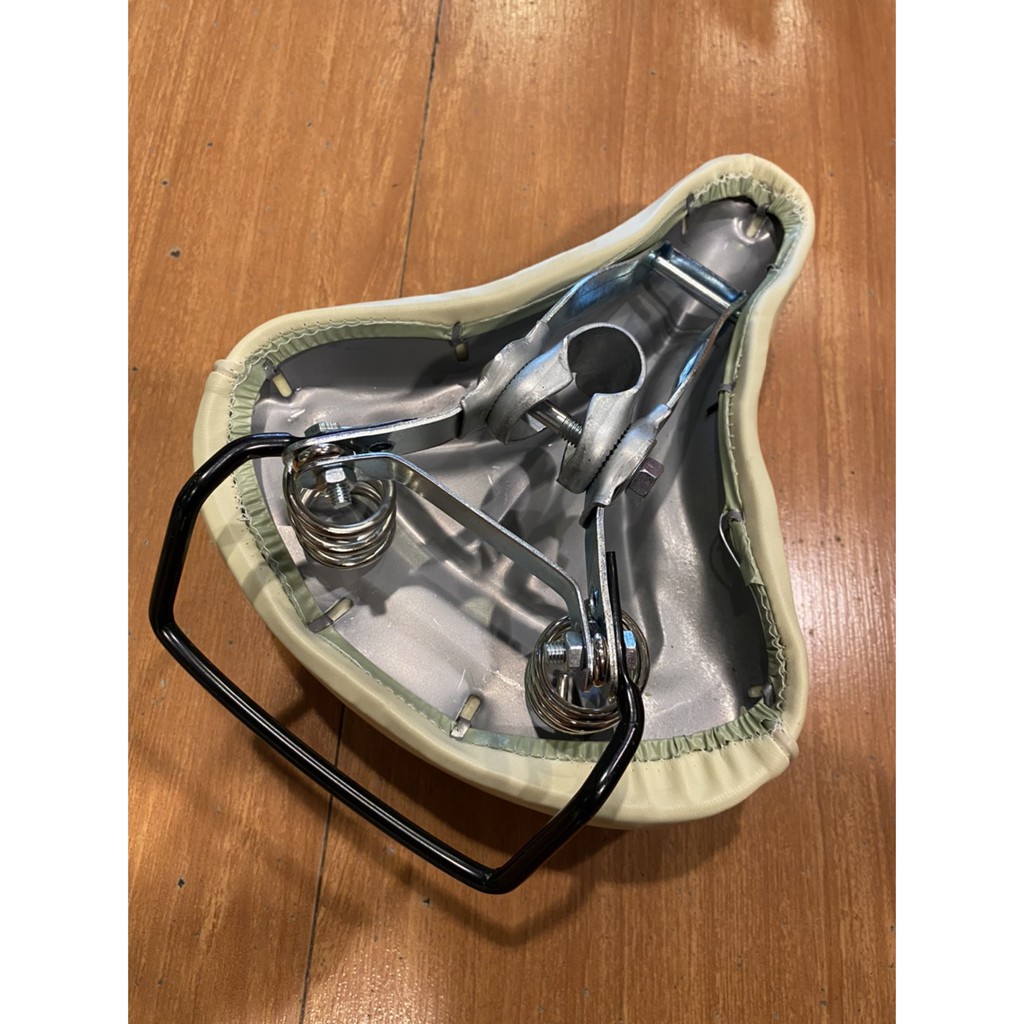 อานจักรยาน​ winner ใหญ่ หนานุ่ม​นั่งสบาย​ มีสปริง และเหล็กจับด้านหลัง - รูปที่ 4