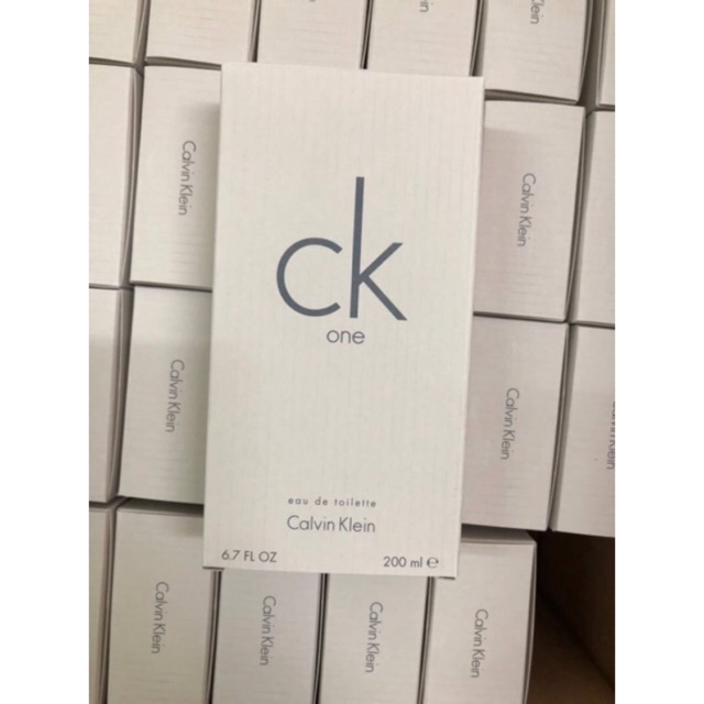 CK One EDT **200ml กล่องขาย