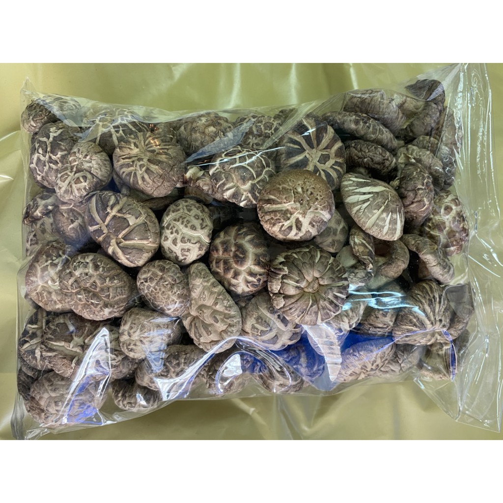 เห็ดหอมลายจีน AAA4  ขนาด 500 กรัม เนื้อหนา กรอบ