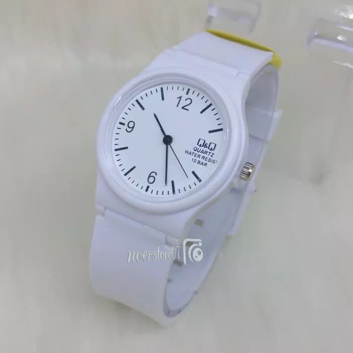 Putih Qq QNQ Q&Q IVORY WHITE RUBBER CHILDRENS WATCH