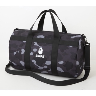 A BATHING APE(R) 2022 SPRING COLLECTION กระเป๋าเดินทาง พร้อมกับสายสะพายไหล่