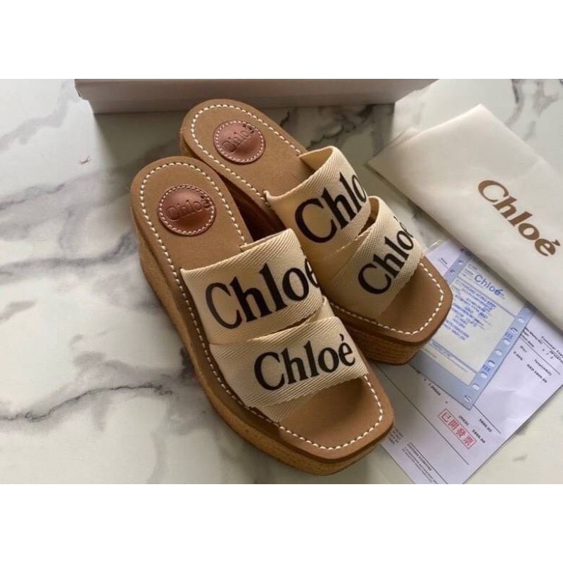 รองเท้าส้นสูง Chloe' ส้นตึก