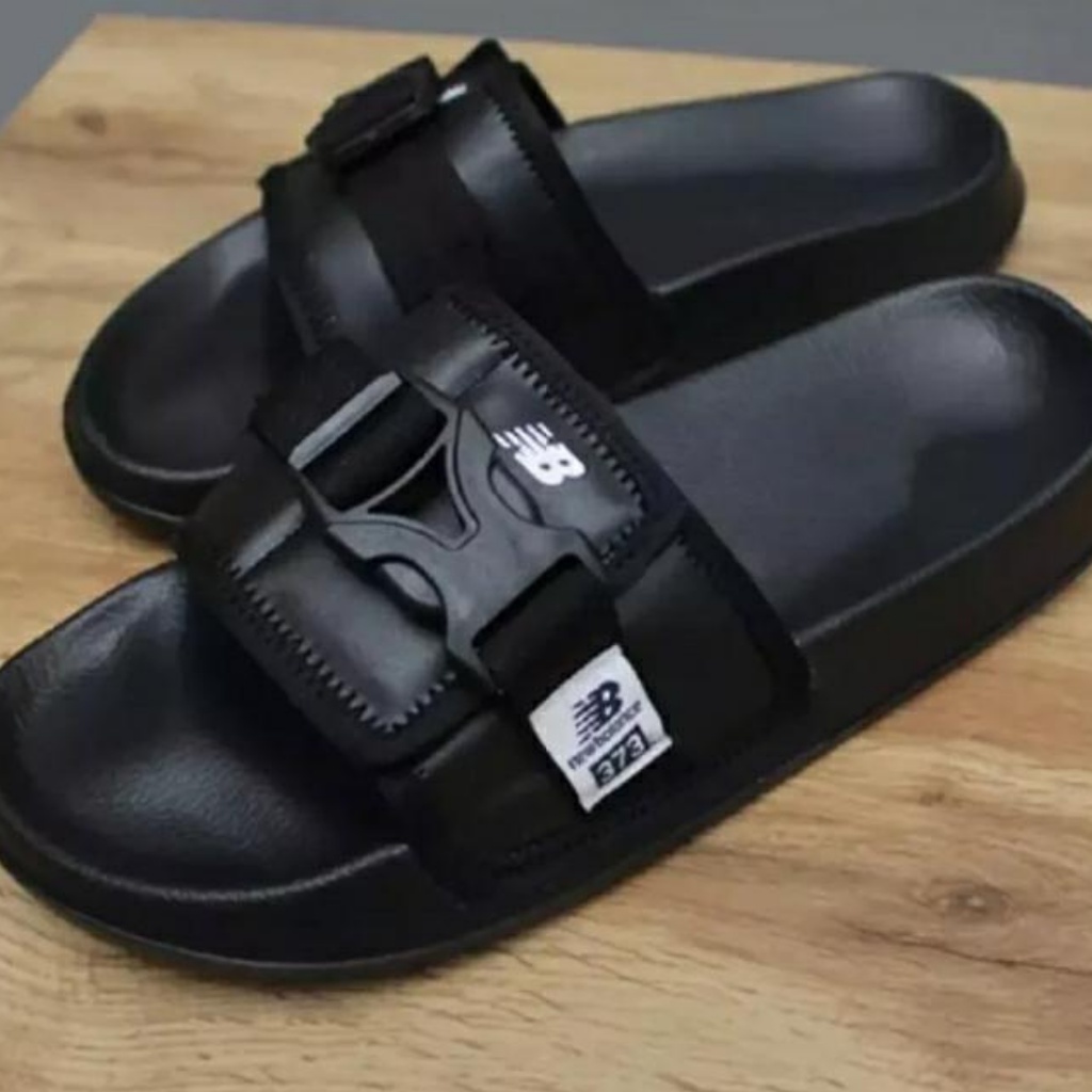 รองเท้าแตะสไลด์ NBB NEW NBB HITAM TRENDY DISTRO OFW 01 สีดํา สําหรับผู้ชาย และผู้หญิง