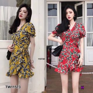 Dress เดรสแขนตุ๊กตา แบบผูกไขว้หน้า ผ้าไหมอิตาลี่ พิมลายดอกไม้สวยๆ แน่นๆจ้า