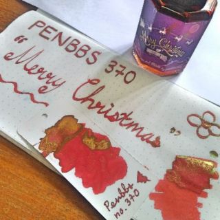 หมึก Penbbs หมายเลข 370 Merry Christmas สีแดงผสมเกล็ดทอง ขนาดทดลอง 4 ml