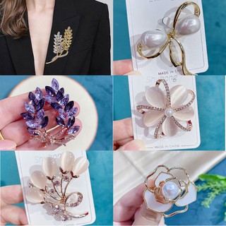 2021 High-end New Brooch Pearl Opal Rhinestone Bouquet Rose Flower Brooch Exquisite Crystal Pearl Brooch Fashion Accessories