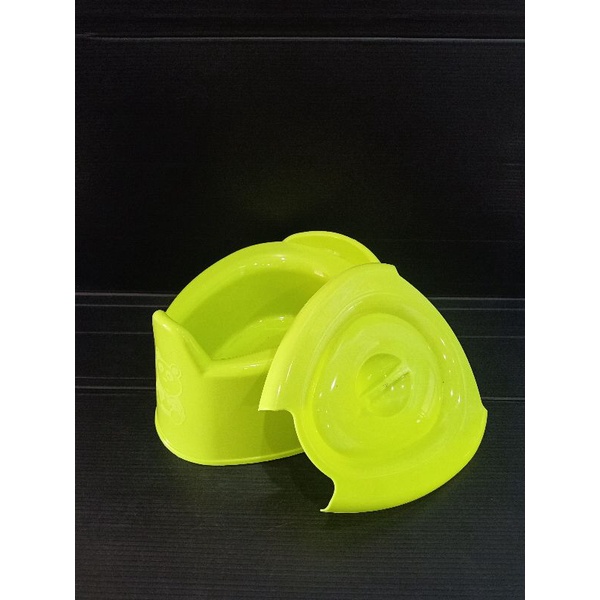 กระโถน กระโถนเด็ก มีฝาปิด ปั้มลายน่ารัก สีพาสเทล ทำจากพลาสติก  ขนาด กว้าง20ยาว 23สูง14 เซน พร้อมส่ง - รูปที่ 5