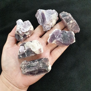 หินก้อนเลพิโดไลต์ เลพิโดไลท์(Lepidolite)ก้อนละ350