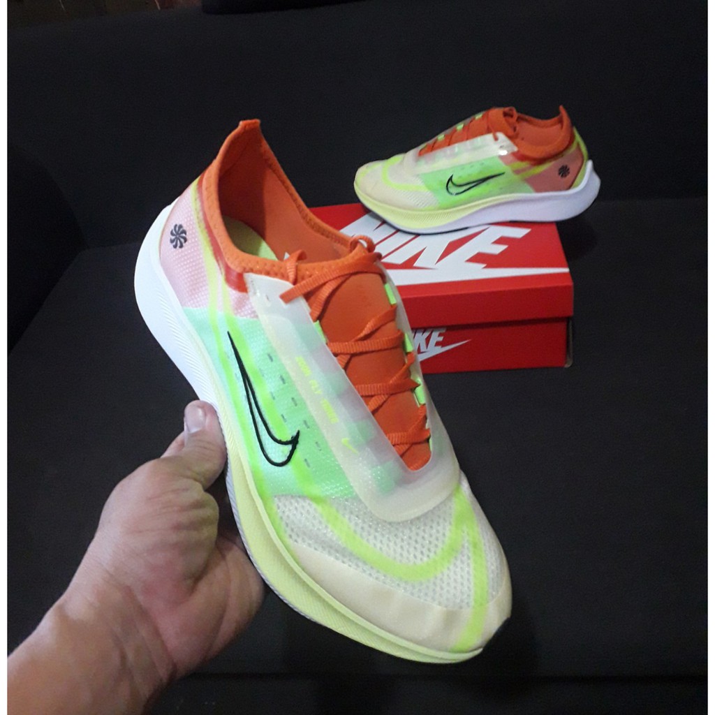 รองเท้าผ้าใบไนกี้ รองเท้าวิ่งNike Zoom FLY 3  Light Green size 36-45 (New)