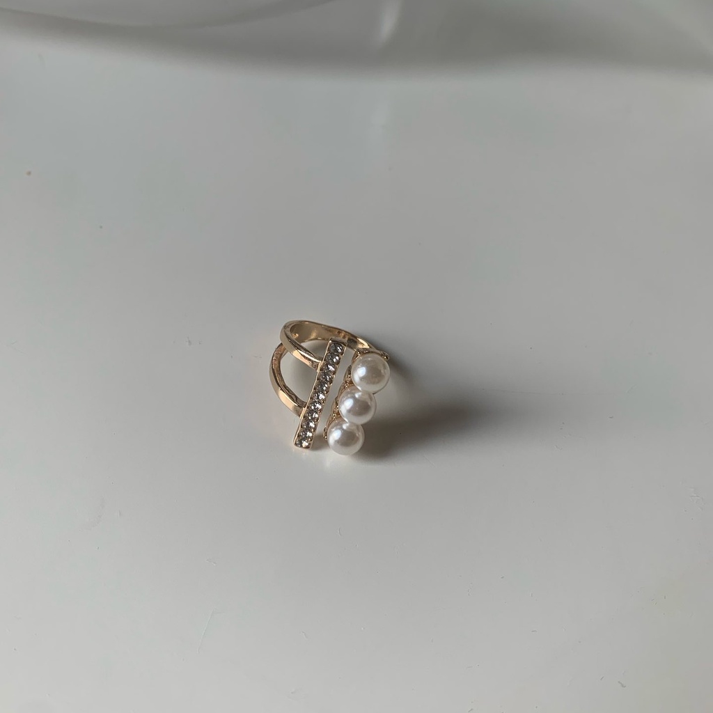 Tilly Pearl Ring (TPR605) I @trophies.co
