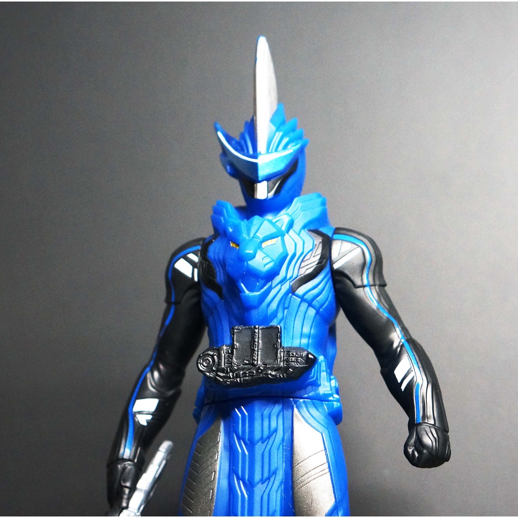 Bandai Masked Rider Saber Lion Senki 7 นิ้ว มดแดง มาสค์ไรเดอร์ Soft Vinyl Soft Vinyl Kamen Rider Sab