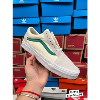 VANS OLD SKOOL รองเท้าผ้าใบแวน ตัวคลาสสิคขายดีตลอดกาลในรุ่นนี้